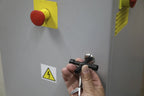 Chave para quadro elétrico universal